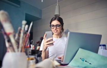 Crianças, Ecrãs e Tecnologia Digital: Riscos e Desafios