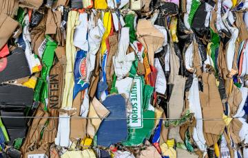 Projeto “Trocar papel por alimentos”